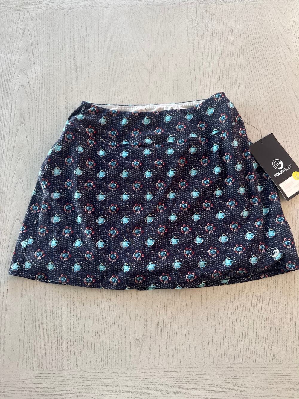 NWT Foray Golf Core 3.0 Skirt Skort Athleisure Old Money Preppy